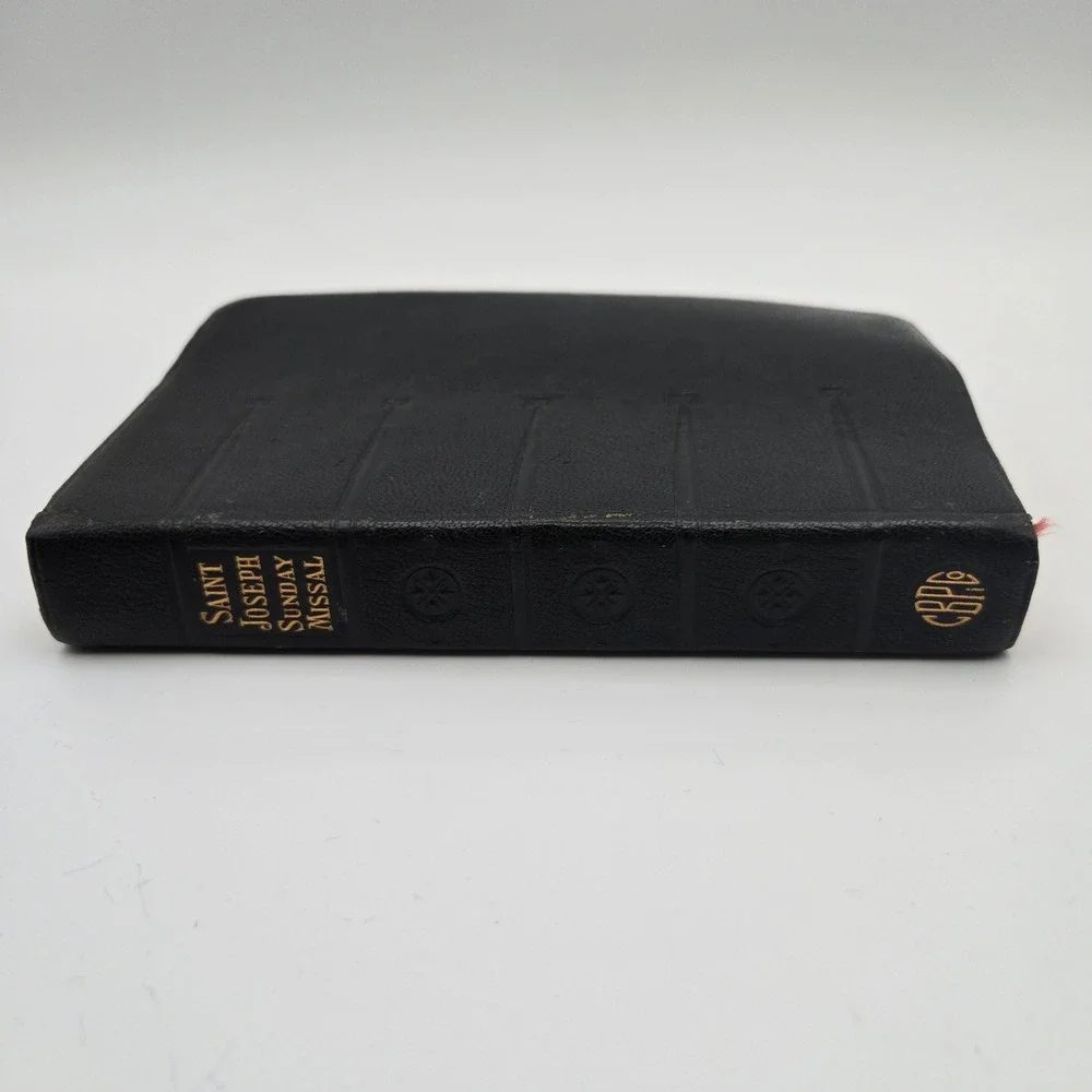 Vintage 1953 Saint Joseph Sunday Missal Large Type Latin English Leather Book
